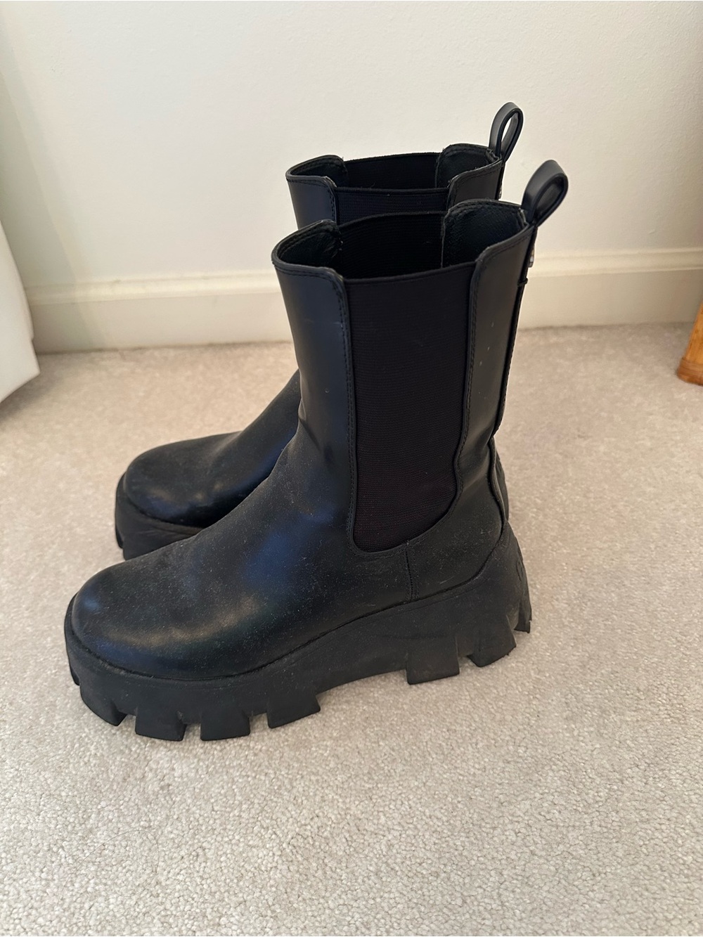 Women’s Black Chunky Chelsea Platform Booties